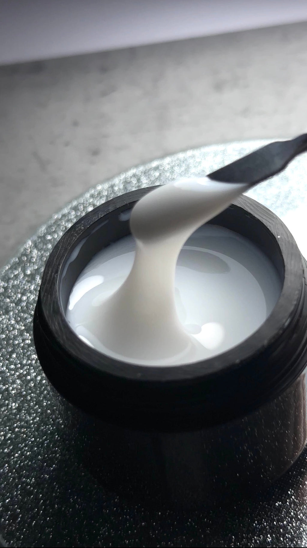 HEMA/TPO-free Self-Leveling Builder Gel 30ml #01